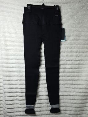 0604 Nux high-waisted ribbed leggings featuring unique striped ankle detailing